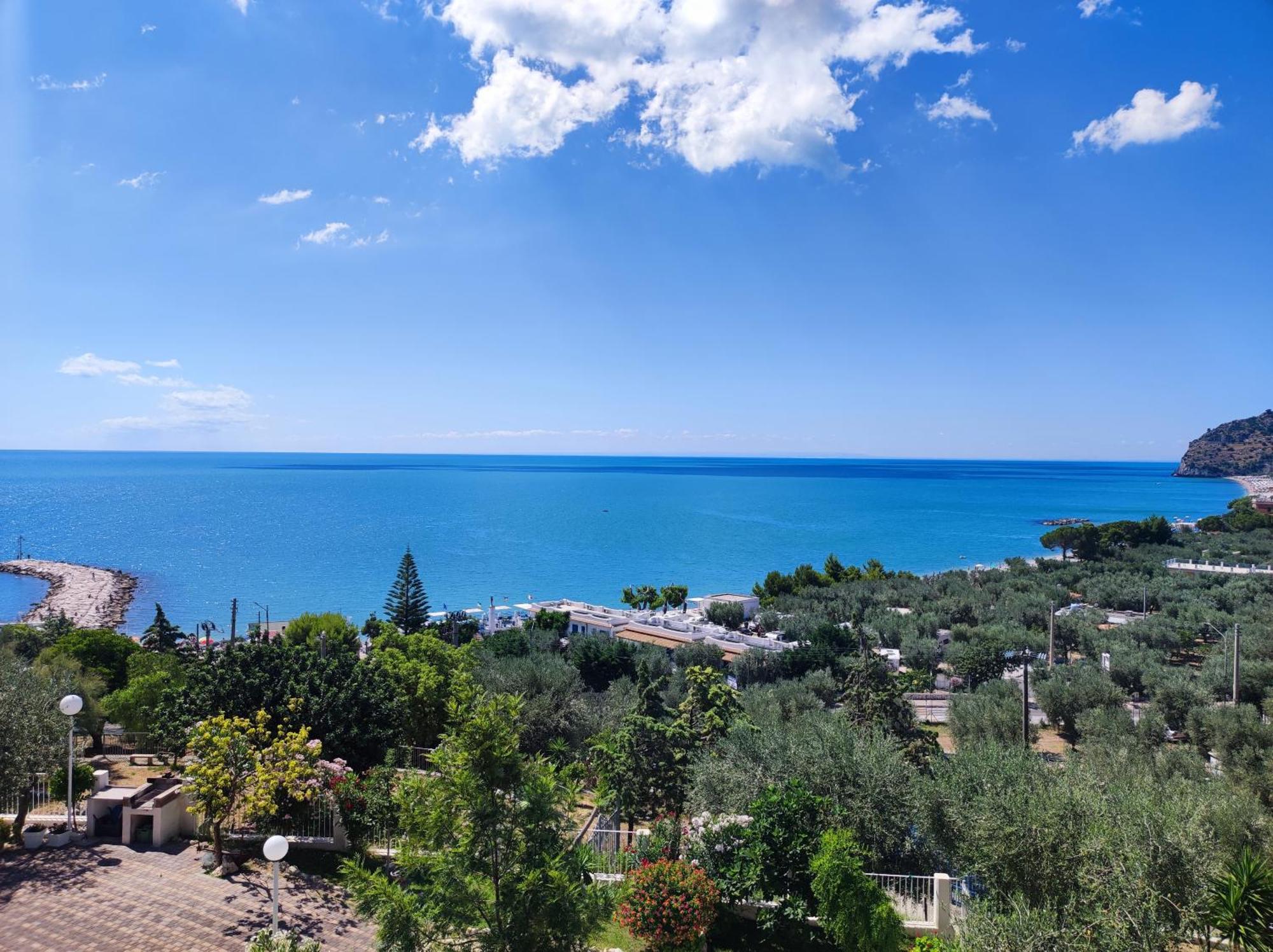 Ville Agnuli Case Vacanza Mattinata Exterior foto